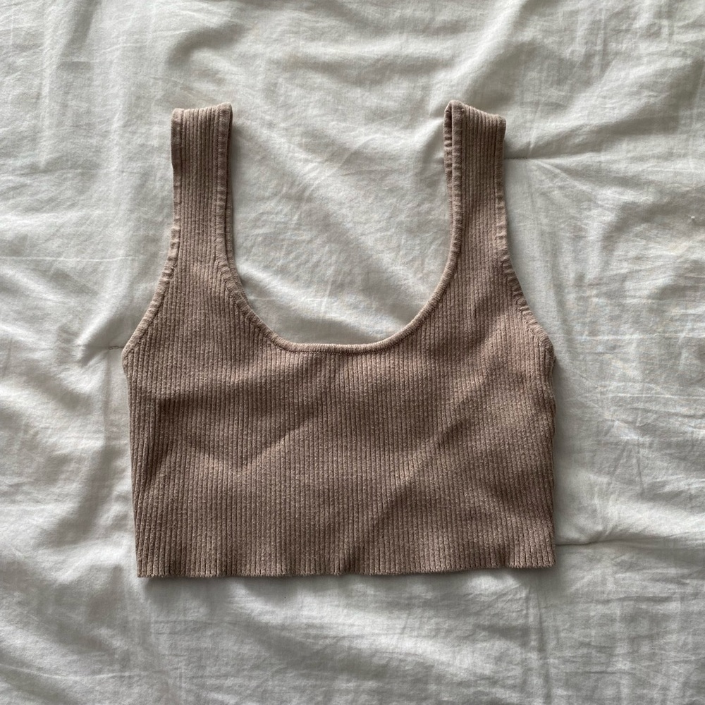 forever 21 beige ribbed cropped tank size s